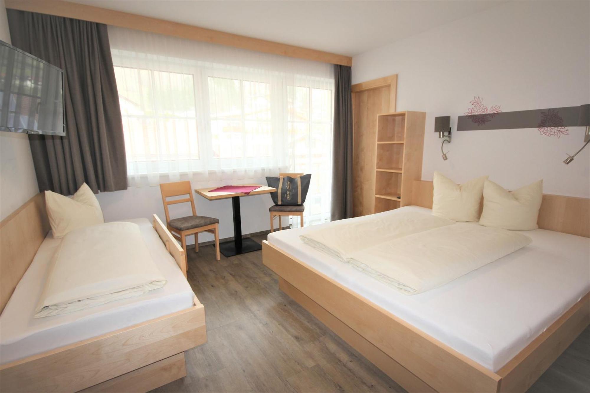 Kinderhotel Stefan ヴェンス エクステリア 写真